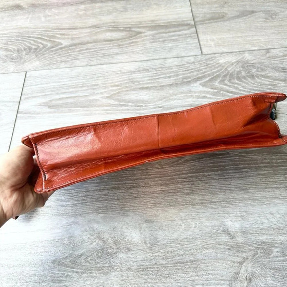 Vintage Brown  Leather Clutch Bag Made in Canada - Picture 3 of 14